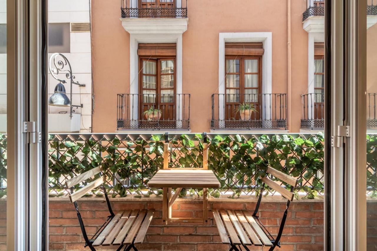 Bns Central Suites Granada Exteriér fotografie